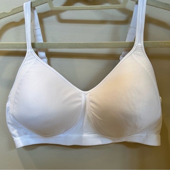 Hanes Other - NWOT Hanes Wireless Bra XL